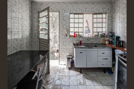 Casa à venda com 270m², 4 quartos e 4 vagas
