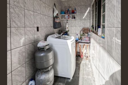 Casa à venda com 270m², 4 quartos e 4 vagas