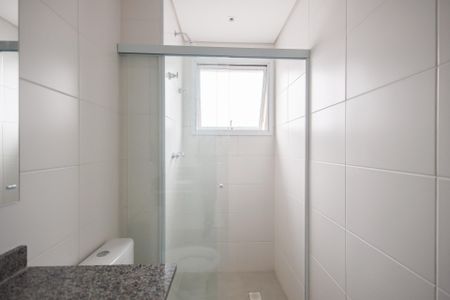Apartamento para alugar com 81m², 3 quartos e 2 vagas Apartamento para alugar com 81m², 3 quartos e 2 vagasBanheiro Corredor