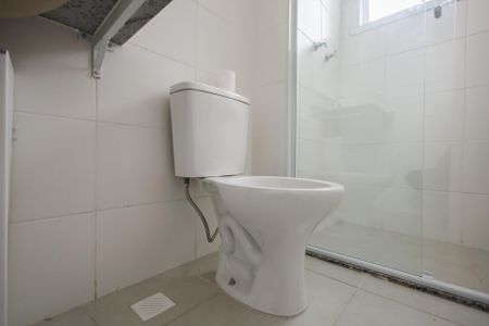Apartamento para alugar com 81m², 3 quartos e 2 vagas Apartamento para alugar com 81m², 3 quartos e 2 vagasBanheiro da Suíte