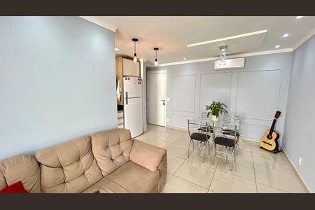 Sala de apartamento para alugar com 2 quartos, 63m² em Vila Endres, Guarulhos