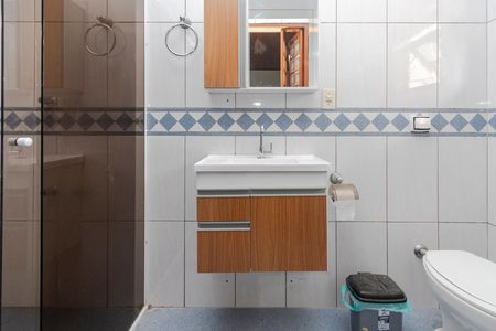 Casa para alugar com 139m², 2 quartos e 2 vagasBanheiro da Suíte
