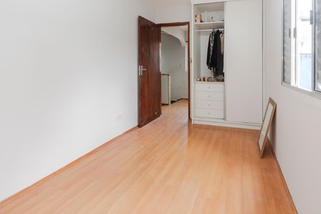 Casa para alugar com 139m², 2 quartos e 2 vagasQuarto