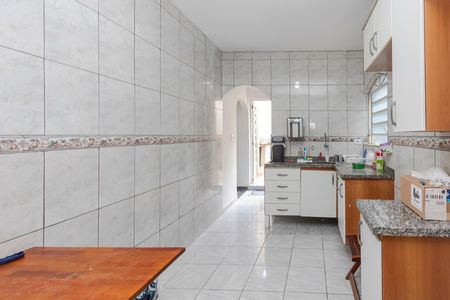 Casa para alugar com 139m², 2 quartos e 2 vagasCozinha