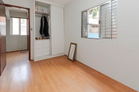 Casa para alugar com 139m², 2 quartos e 2 vagasQuarto