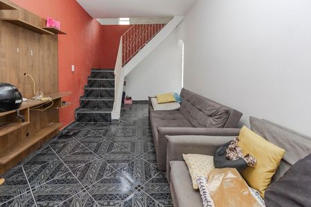Casa para alugar com 139m², 2 quartos e 2 vagasSala