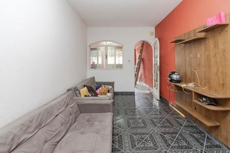 Casa para alugar com 139m², 2 quartos e 2 vagasSala