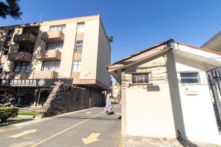Fachada do Condominio de apartamento para alugar com 2 quartos, 94m² em Bacacheri, Curitiba