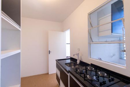 Cozinha  de apartamento para alugar com 2 quartos, 94m² em Bacacheri, Curitiba