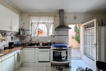 Casa à venda com 232m², 3 quartos e 4 vagas Casa à venda com 232m², 3 quartos e 4 vagasCozinha