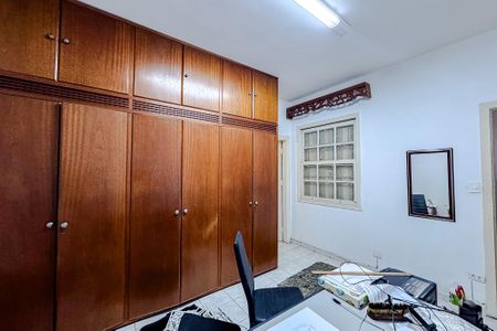 Casa à venda com 232m², 3 quartos e 4 vagas Casa à venda com 232m², 3 quartos e 4 vagasSuíte