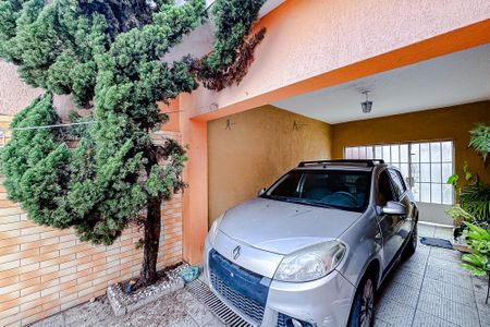 Casa à venda com 232m², 3 quartos e 4 vagas Casa à venda com 232m², 3 quartos e 4 vagasGaragem