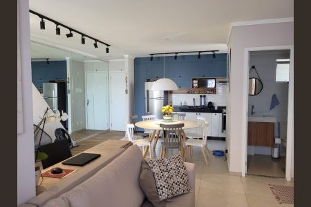 Apartamento à venda com 65m², 2 quartos e 1 vaga Apartamento à venda com 65m², 2 quartos e 1 vagaSala