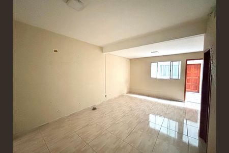 Casa de condomínio para alugar com 60m², 2 quartos e 1 vagaSala