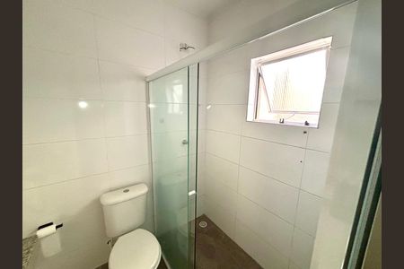 Casa de condomínio para alugar com 60m², 2 quartos e 1 vagaBanheiro da Suíte 1