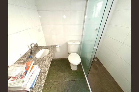 Casa de condomínio para alugar com 60m², 2 quartos e 1 vagaBanheiro da Suíte 1