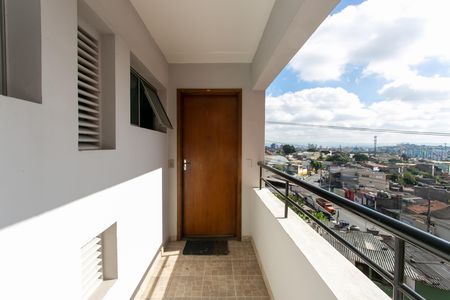 Apartamento à venda com 48m², 2 quartos e 1 vaga Apartamento à venda com 48m², 2 quartos e 1 vagaEntrada