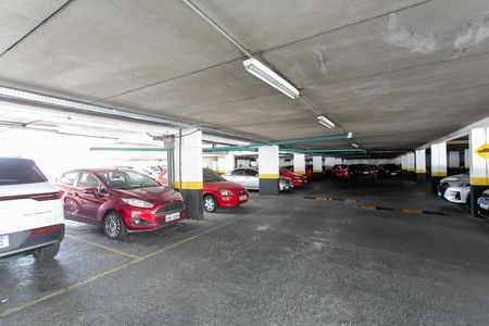 Apartamento à venda com 48m², 2 quartos e 1 vaga Apartamento à venda com 48m², 2 quartos e 1 vagaÁrea comum - Garagem
