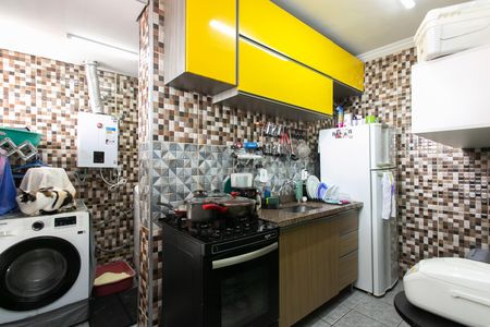 Apartamento à venda com 48m², 2 quartos e 1 vaga Apartamento à venda com 48m², 2 quartos e 1 vagaCozinha