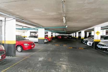 Apartamento à venda com 48m², 2 quartos e 1 vaga Apartamento à venda com 48m², 2 quartos e 1 vagaÁrea comum - Garagem