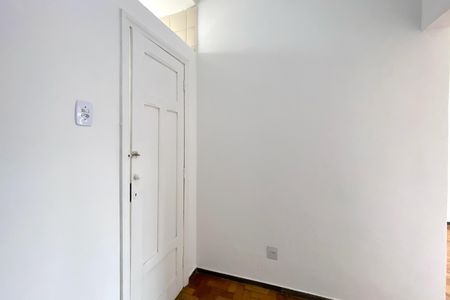 Apartamento para alugar com 60m², 1 quarto e sem vaga Apartamento para alugar com 60m², 1 quarto e sem vagaSaleta