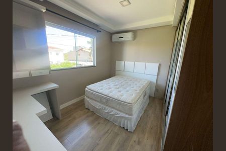 Casa para alugar com 100m², 3 quartos e 1 vaga Casa para alugar com 100m², 3 quartos e 1 vagaQuarto