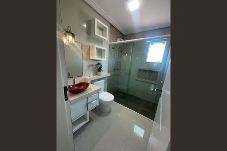 Casa para alugar com 100m², 3 quartos e 1 vaga Casa para alugar com 100m², 3 quartos e 1 vagaBanheiro