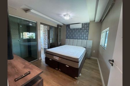 Quarto de casa para alugar com 3 quartos, 100m² em Campeche Central, Florianópolis