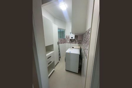 Casa para alugar com 100m², 3 quartos e 1 vaga Casa para alugar com 100m², 3 quartos e 1 vagaBanheiro