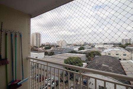 Apartamento à venda com 60m², 2 quartos e 1 vaga Apartamento à venda com 60m², 2 quartos e 1 vagaVaranda