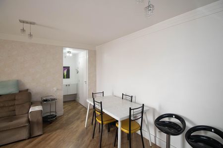 Apartamento à venda com 60m², 2 quartos e 1 vaga Apartamento à venda com 60m², 2 quartos e 1 vagaSala