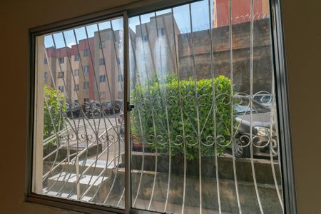 Apartamento à venda com 2 quartos, 60m² em Heliópolis, Belo Horizonte