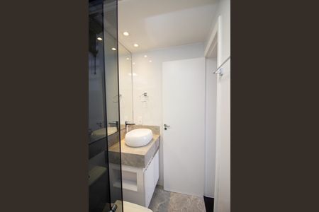 Apartamento para alugar com 75m², 3 quartos e 2 vagas Apartamento para alugar com 75m², 3 quartos e 2 vagasBanheiro da Suíte