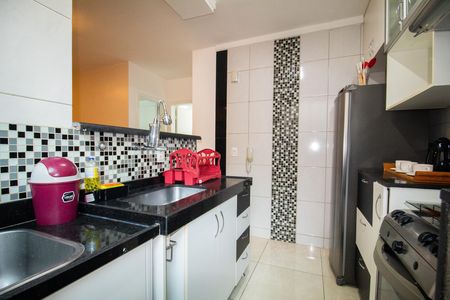 Apartamento para alugar com 48m², 2 quartos e 1 vaga Apartamento para alugar com 48m², 2 quartos e 1 vagaCozinha e Área de Serviço