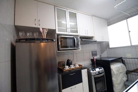Apartamento para alugar com 48m², 2 quartos e 1 vaga Apartamento para alugar com 48m², 2 quartos e 1 vagaCozinha e Área de Serviço