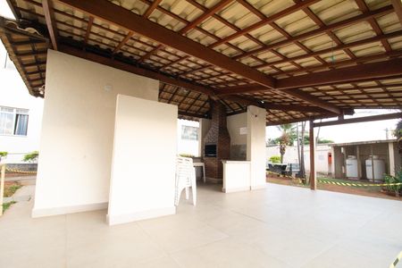 Apartamento para alugar com 48m², 2 quartos e 1 vaga Apartamento para alugar com 48m², 2 quartos e 1 vagaÁrea comum - Churrasqueira