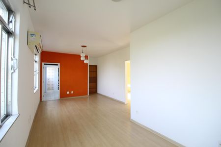 Sala de apartamento à venda com 2 quartos, 74m² em Freguesia (jacarepaguá), Rio de Janeiro