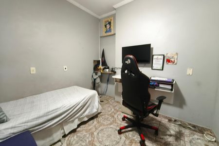 Casa à venda com 260m², 3 quartos e 2 vagas Casa à venda com 260m², 3 quartos e 2 vagasQuarto 2
