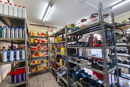 Casa à venda com 260m², 3 quartos e 2 vagas Casa à venda com 260m², 3 quartos e 2 vagasCômodo extra