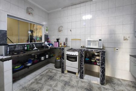 Casa à venda com 260m², 3 quartos e 2 vagas Casa à venda com 260m², 3 quartos e 2 vagasCozinha