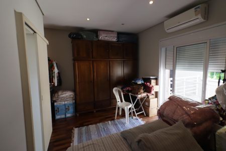Suíte 1 de casa à venda com 3 quartos, 250m² em Centro, Osasco
