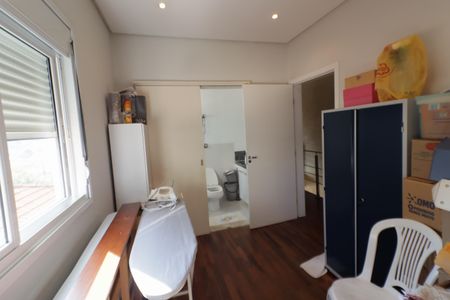 Casa à venda com 250m², 3 quartos e 4 vagasSuíte 2