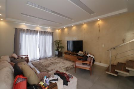 Sala de casa à venda com 3 quartos, 250m² em Centro, Osasco