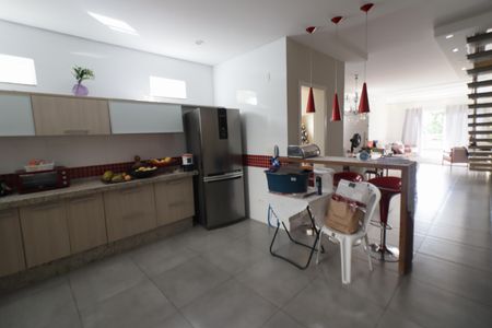 Casa à venda com 250m², 3 quartos e 4 vagasCozinha