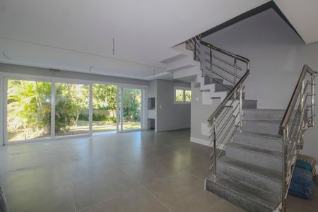 Sala de casa de condomínio para alugar com 3 quartos, 300m² em Pedra Redonda, Porto Alegre