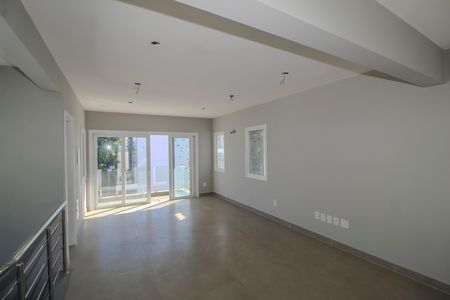 Casa de condomínio para alugar com 300m², 3 quartos e 2 vagas Casa de condomínio para alugar com 300m², 3 quartos e 2 vagasSala 2/Cobertura