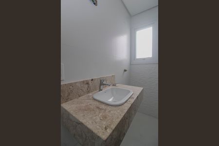 Casa de condomínio para alugar com 300m², 3 quartos e 2 vagas Casa de condomínio para alugar com 300m², 3 quartos e 2 vagasBanheiro da Suíte