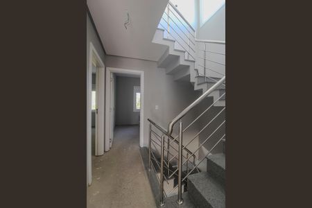 Casa de condomínio para alugar com 300m², 3 quartos e 2 vagas Casa de condomínio para alugar com 300m², 3 quartos e 2 vagasCorredor