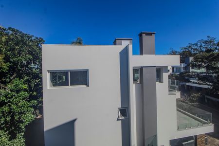 Casa de condomínio para alugar com 300m², 3 quartos e 2 vagas Casa de condomínio para alugar com 300m², 3 quartos e 2 vagasVista
