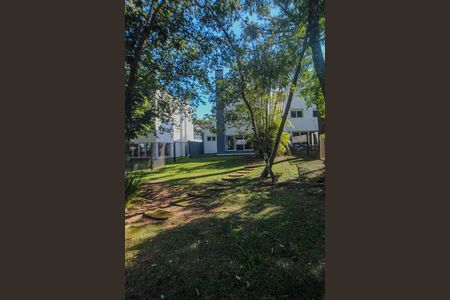 Casa de condomínio para alugar com 300m², 3 quartos e 2 vagas Casa de condomínio para alugar com 300m², 3 quartos e 2 vagasQuintal